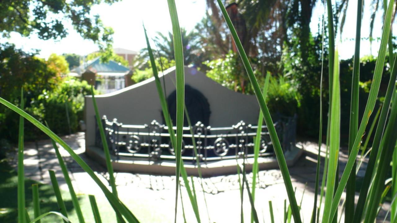 Cecil John Rhodes Guest House Kimberley Exterior photo