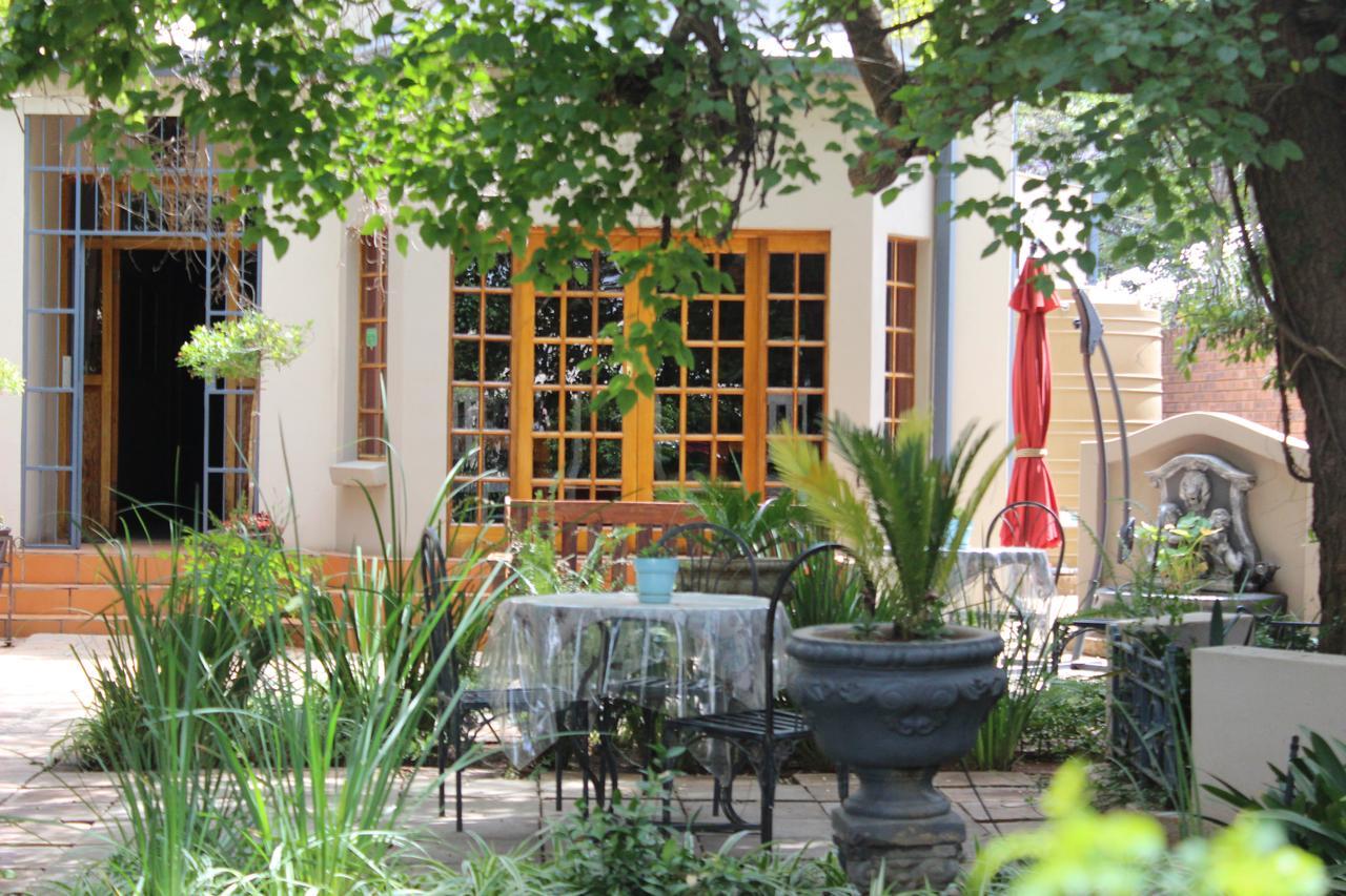 Cecil John Rhodes Guest House Kimberley Exterior photo